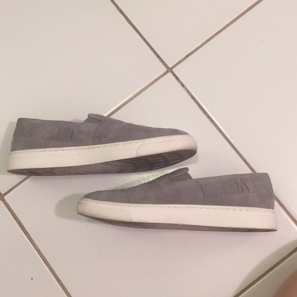 *BOGO 50%*Vince Camuto’s Beyza gray slip ons - Picture 3 of 5